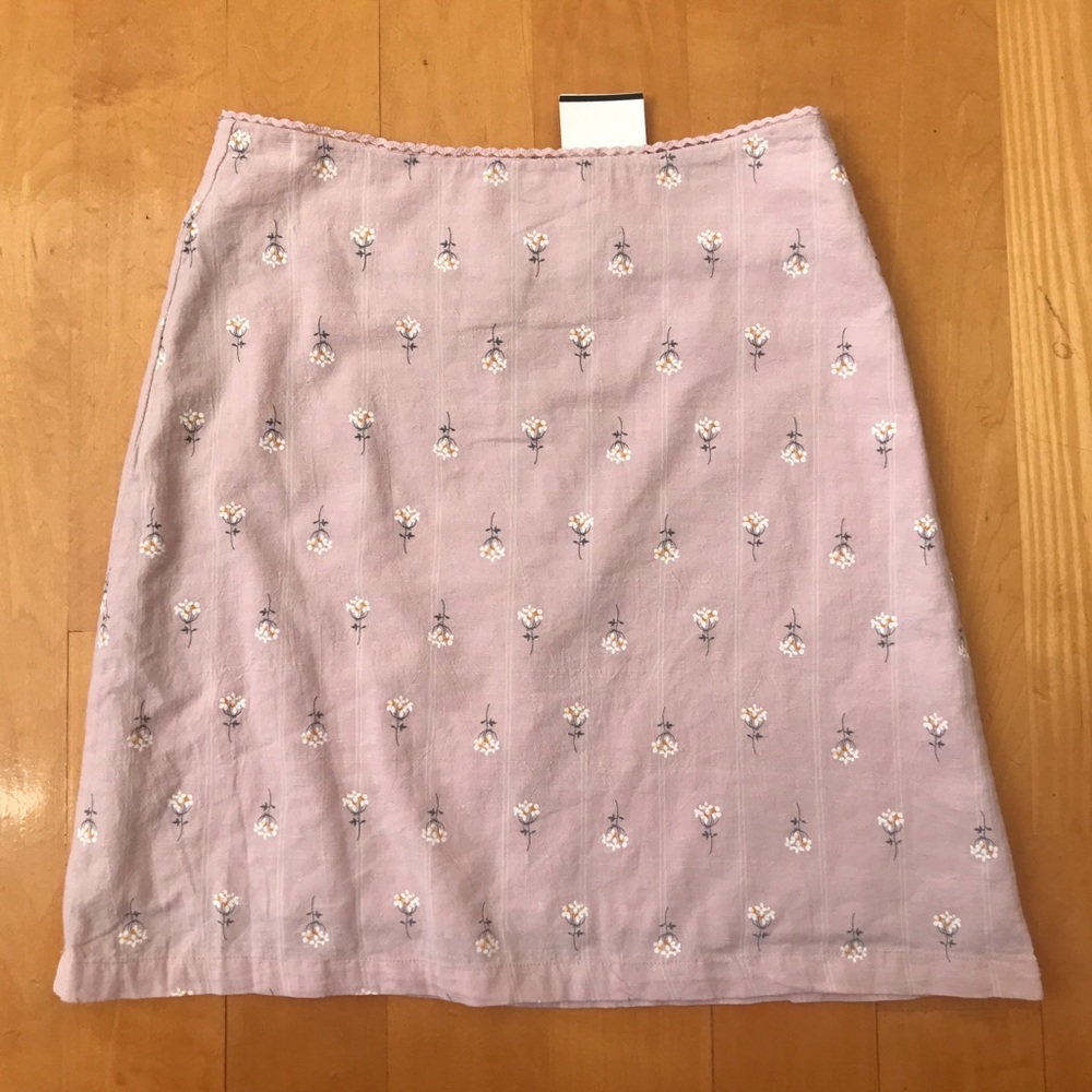 Brandy Melville Pink Floral Phoebe Lace Skirt NWT